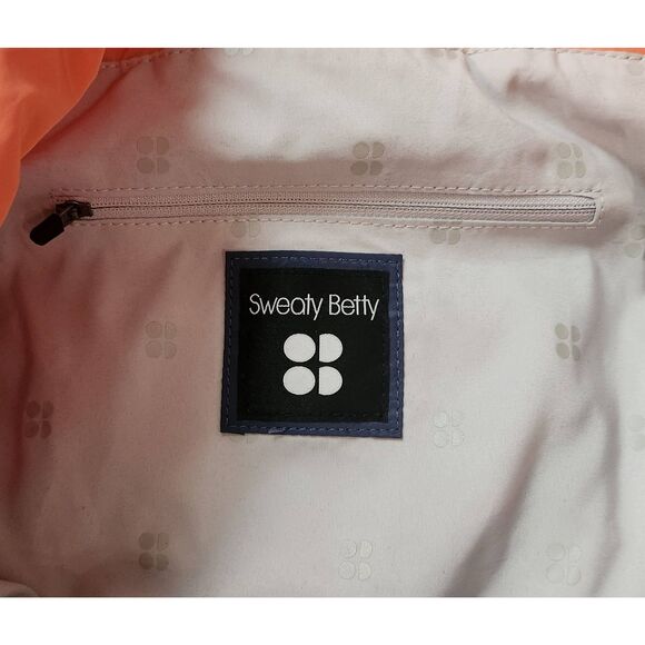 Sweaty Betty Color Pop Gym Bag - Picture 6 of 8